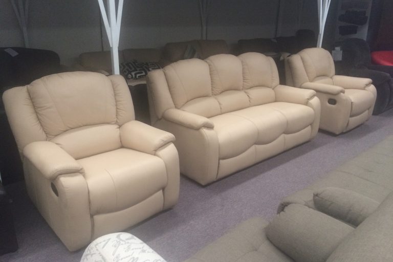 Leather Recliner Suite